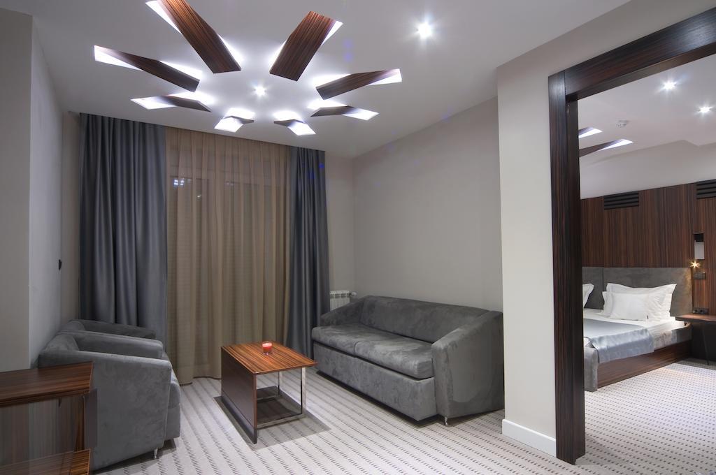 Hotel Viva 크라구예바츠 객실 사진